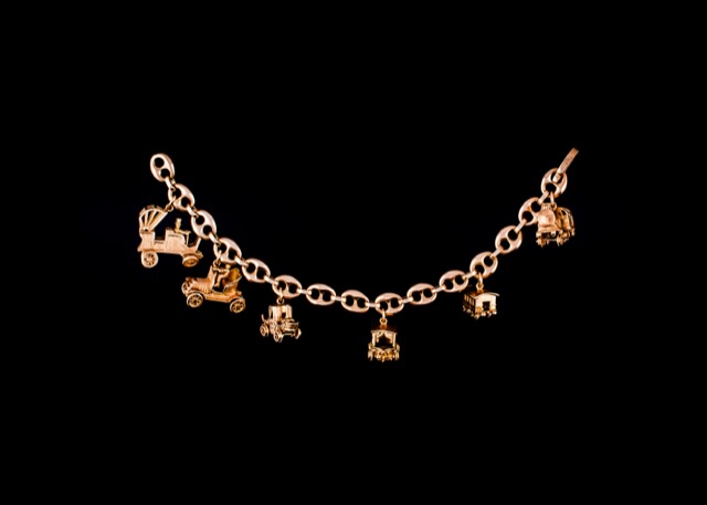 Gold bracelet