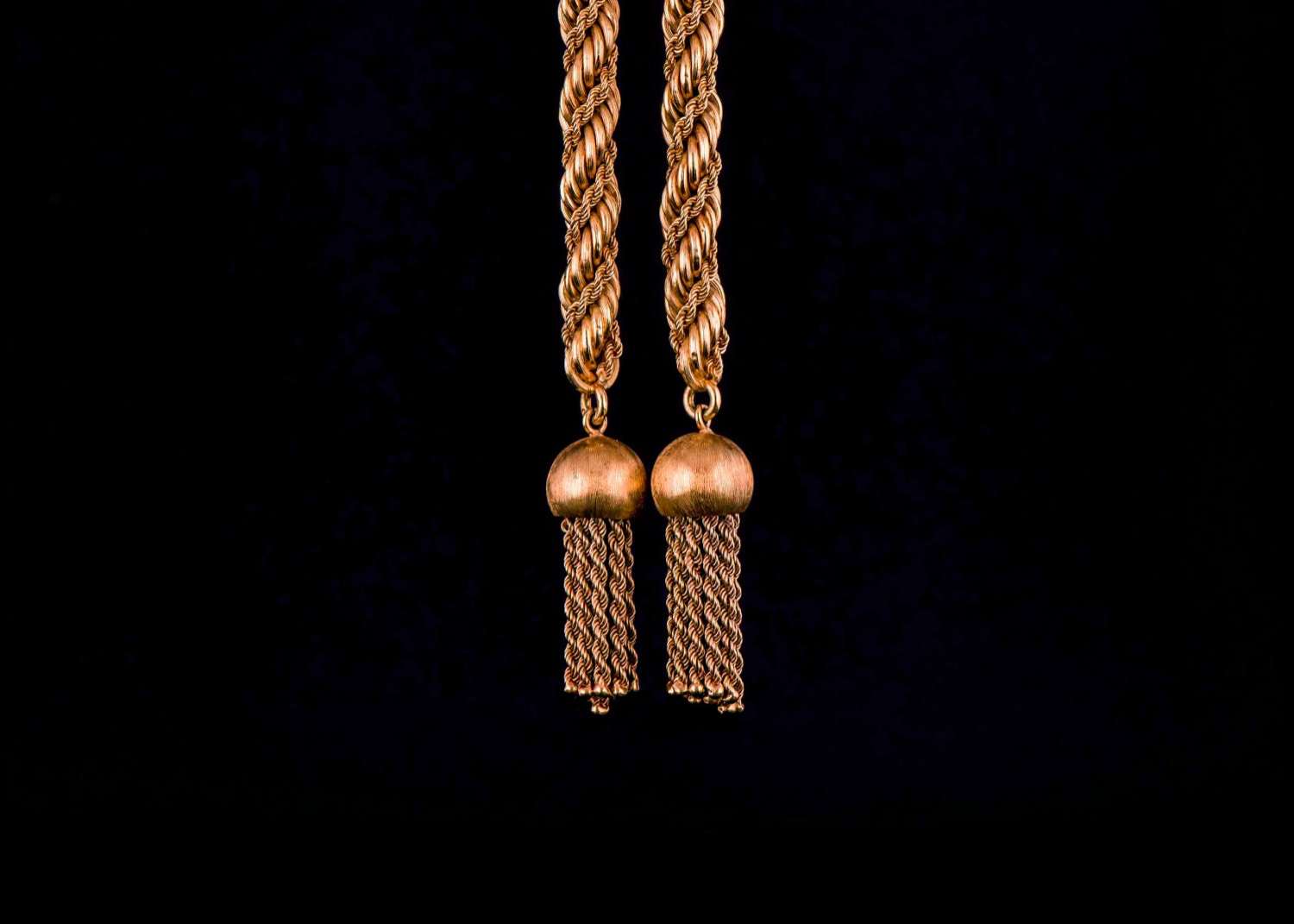Gold tassel necklace